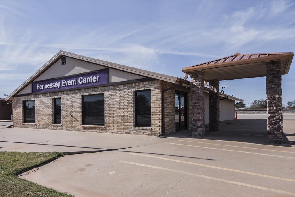 Sleep Inn & Suites Hennessey North Exterior foto